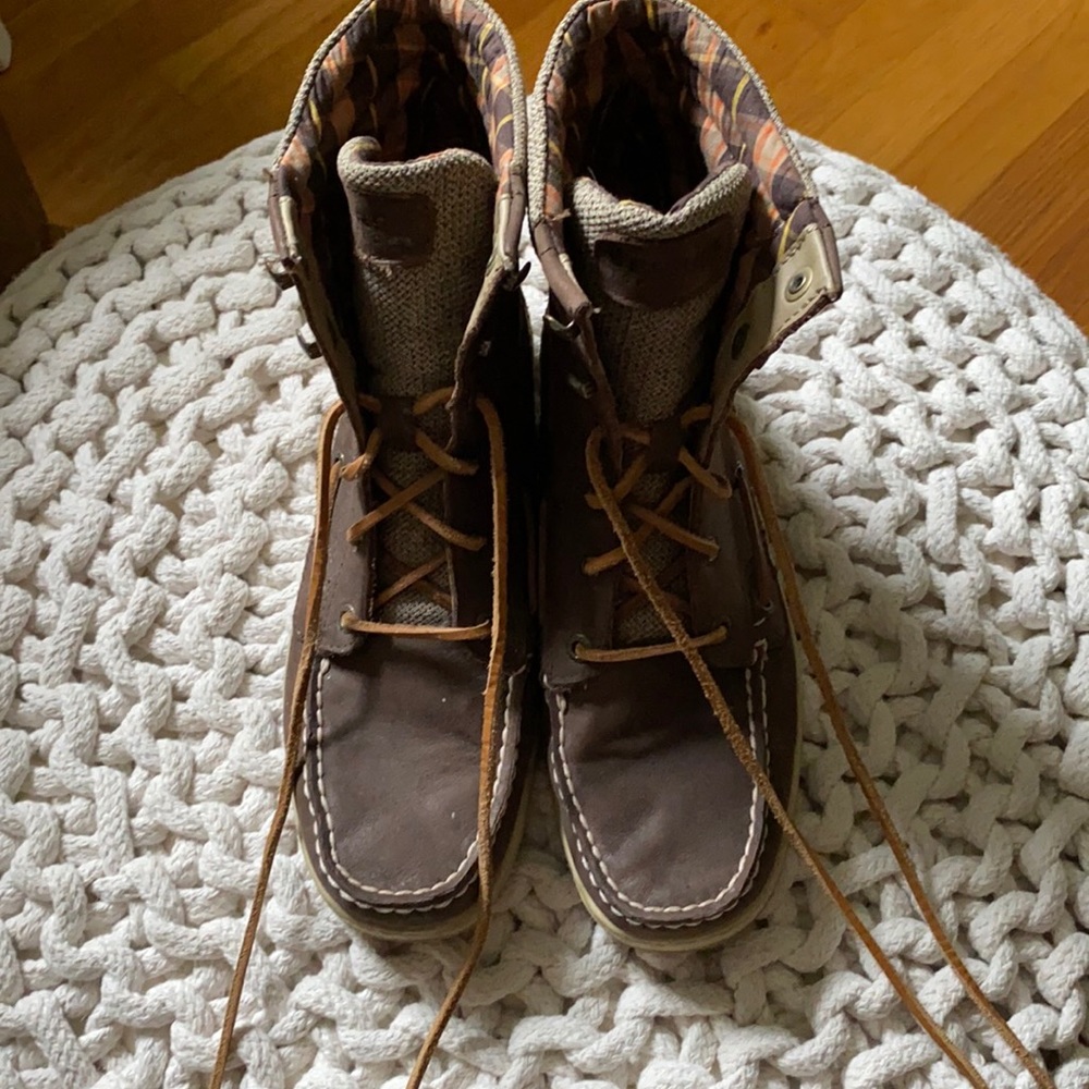 Sperry topsider high top boat shoe boot